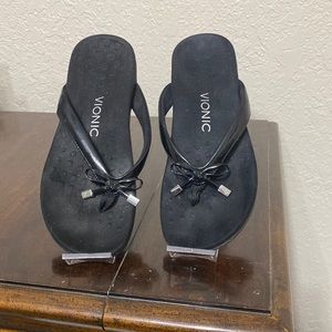 Vionic Bella Toe Post Scandal